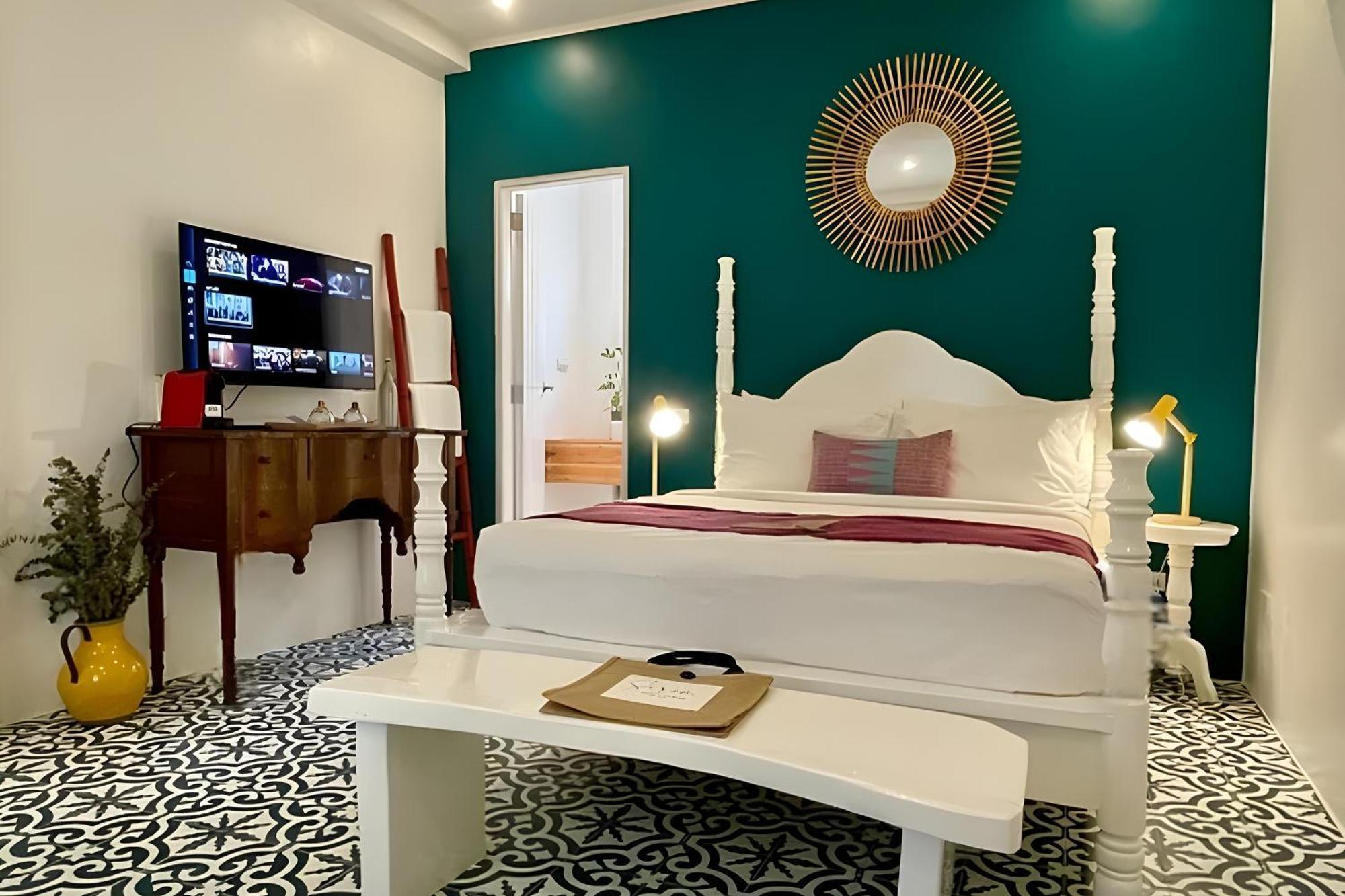 Sirom Beach House Tambobong Экстерьер фото