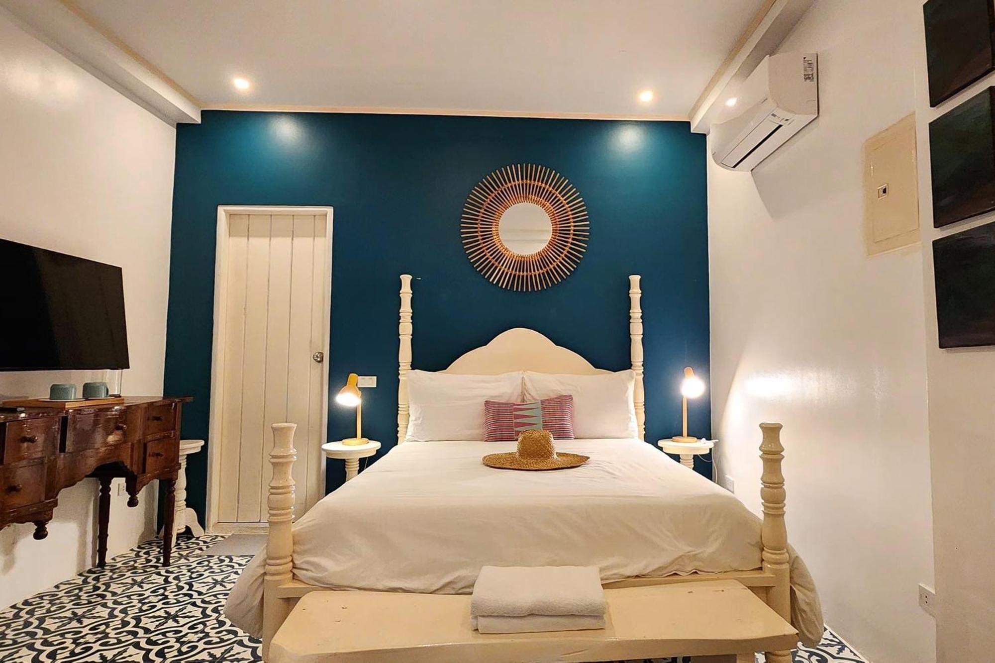 Sirom Beach House Tambobong Экстерьер фото